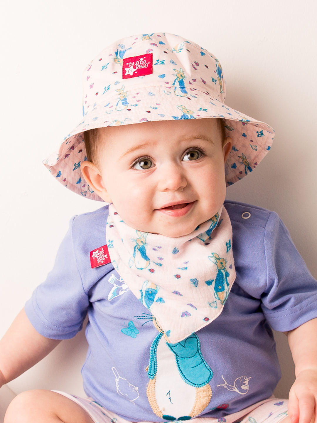 Peter Rabbit™ Love Summer Muslin Bib